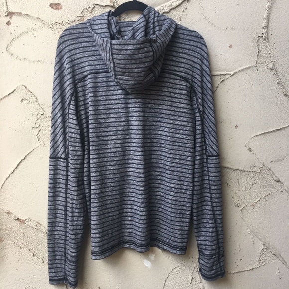 Lululemon Hoodie Sweater Top Size M - Picture 1 of 5
